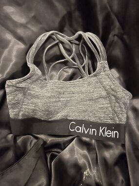 Calvin Klein Performance